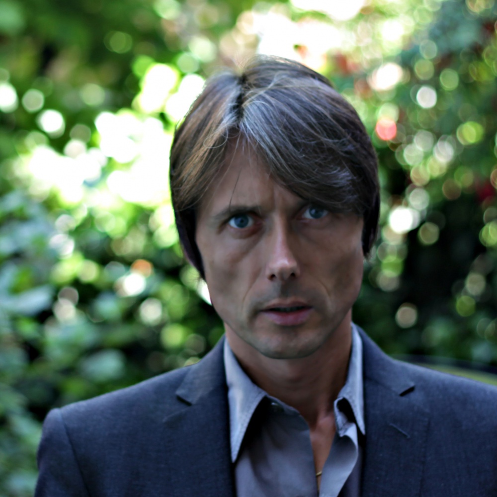 Brett Anderson svela l'inedito 'Forest Lullaby'