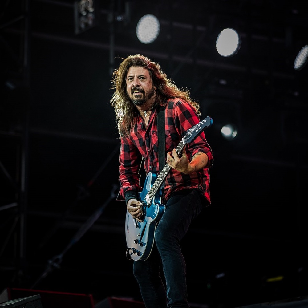 Dave Grohl fa preoccupare i fan