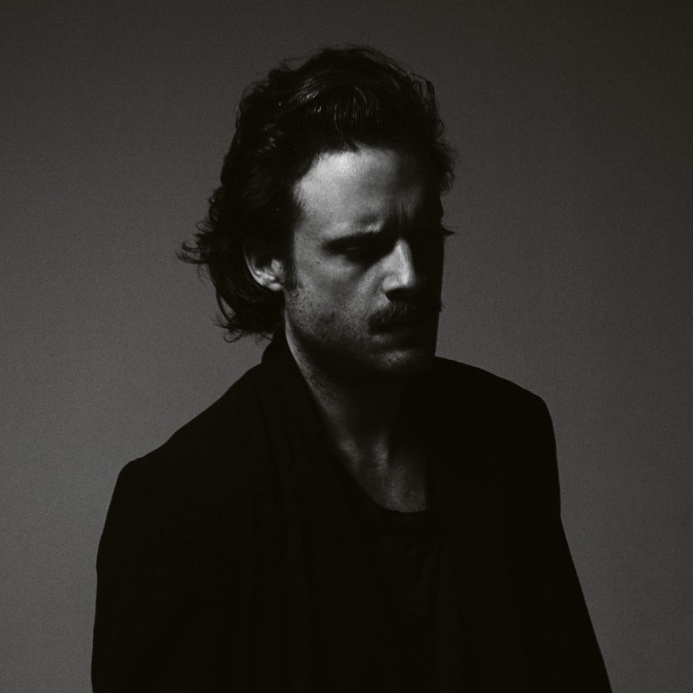 L'ironica commedia di Father John Misty