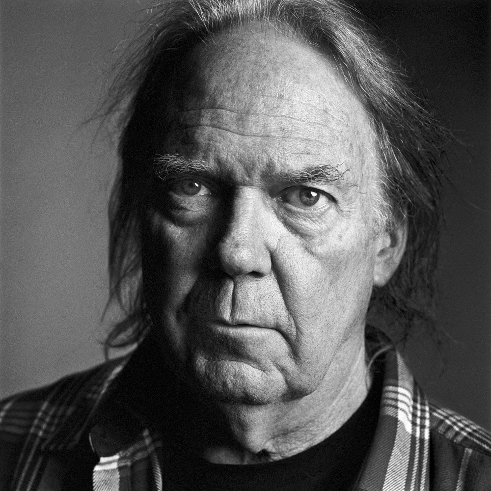 Neil Young, nuovo album con i Crazy Horse