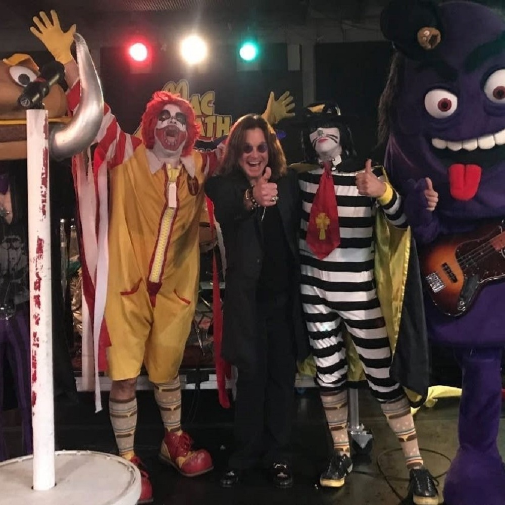 Ozzy incontra la band 'fast food metal' MacSabbath, guarda il video