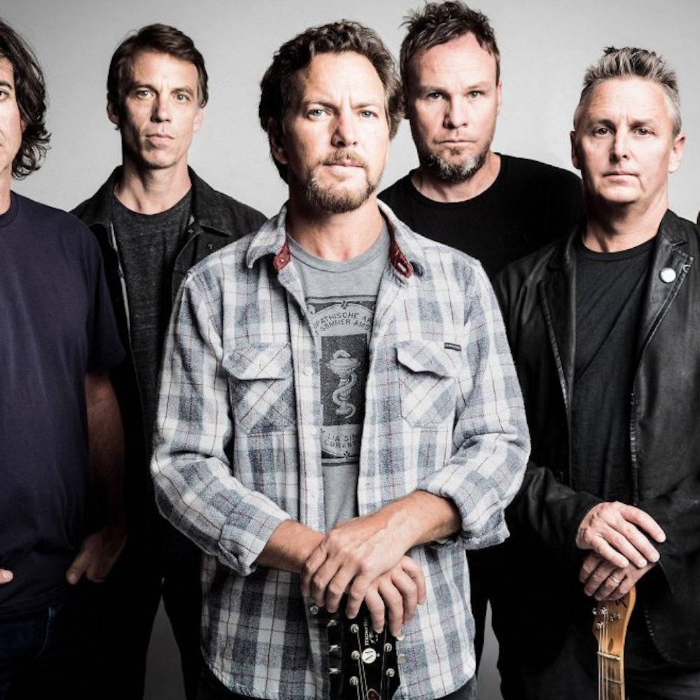 Pearl Jam, guarda la cover di Bowie a Chicago