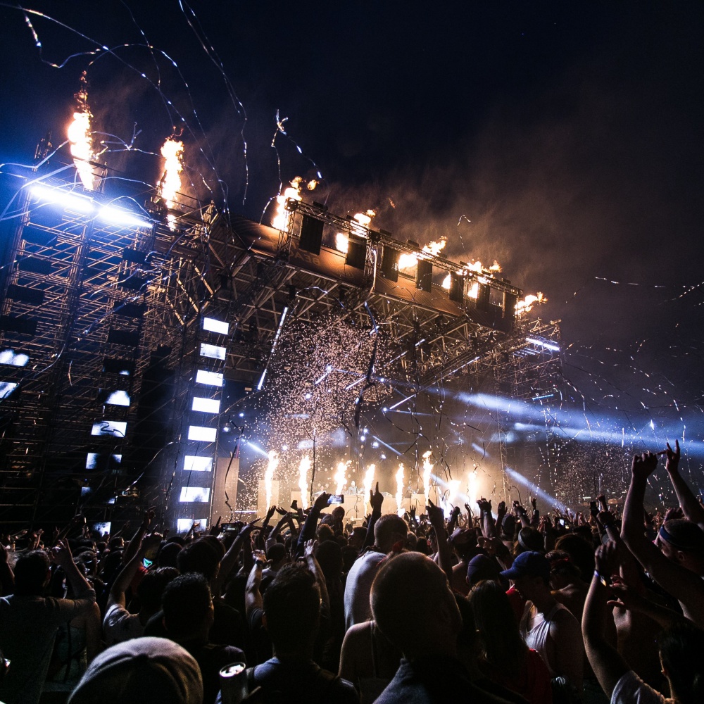 Tinder attiva la modalità 'Festival'