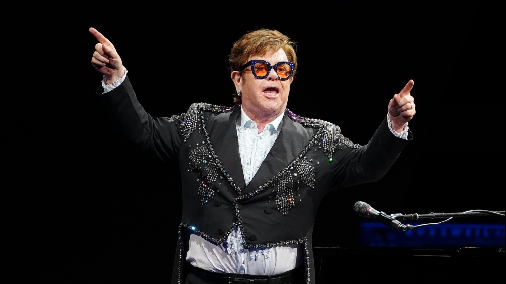 Elton John ha pubblicato la nuova canzone con Brandi Carlile, Never Too Late