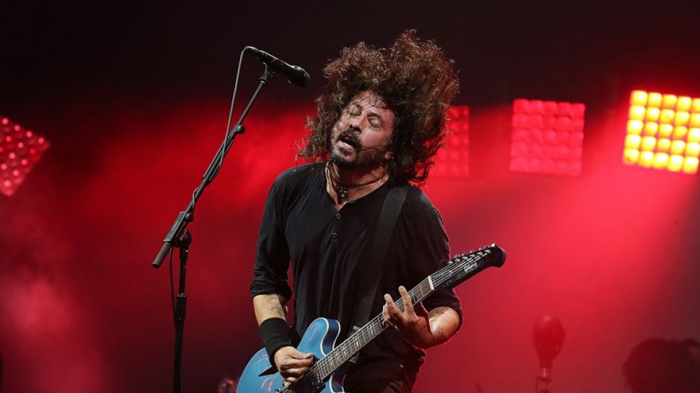 I Foo Fighters si danno al prog?