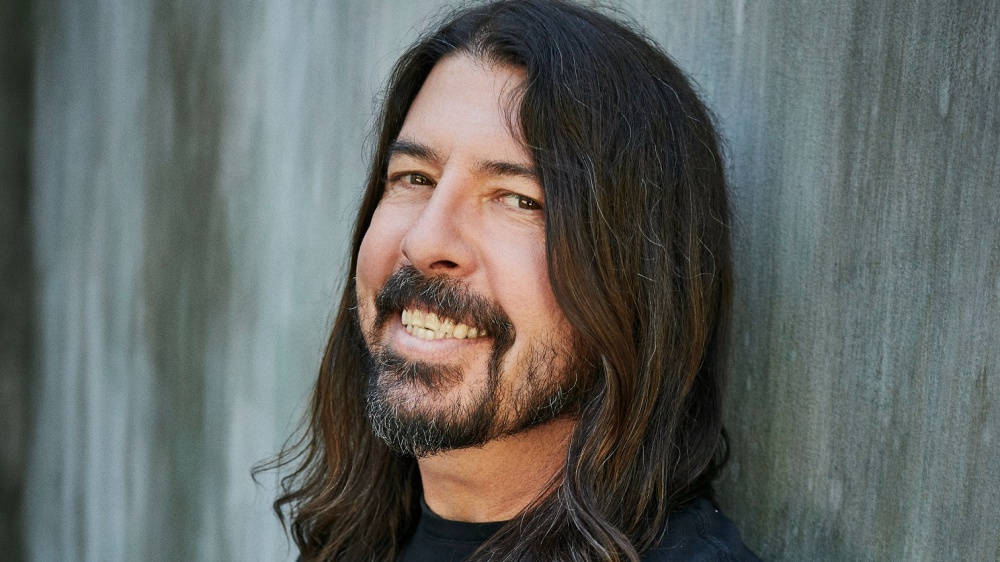 I Foo Fighters suonano gli AC/DC con Brian Johnson
