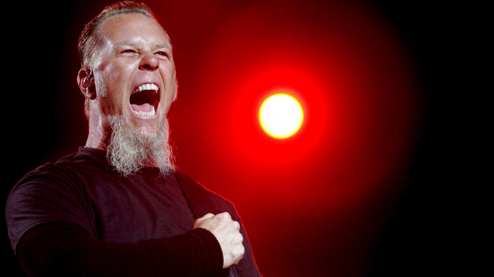 James Hetfield e il piccolo regalo a Frank Carter