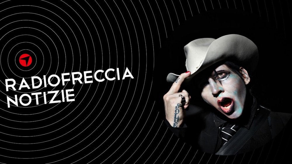 Marilyn Manson canta di notte