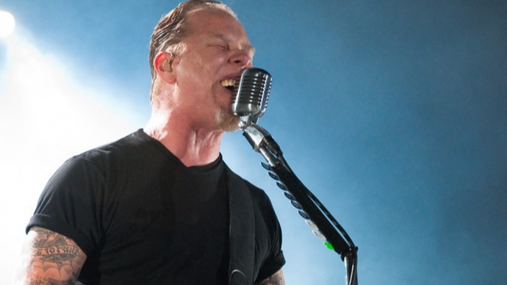 Metallica, ascolta l'inedito (fake) creato da un bot