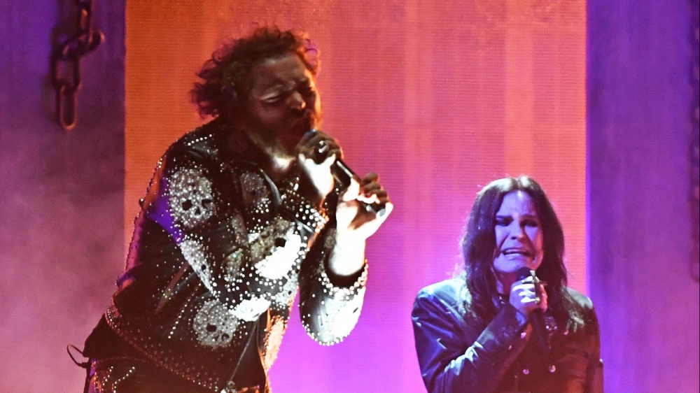 Ozzy Osbourne con Post Malone nel video animato di 'It's A Raid'