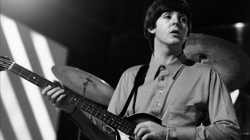 Quando ti "ricordi" di avere il basso di Paul McCartney in soffitta