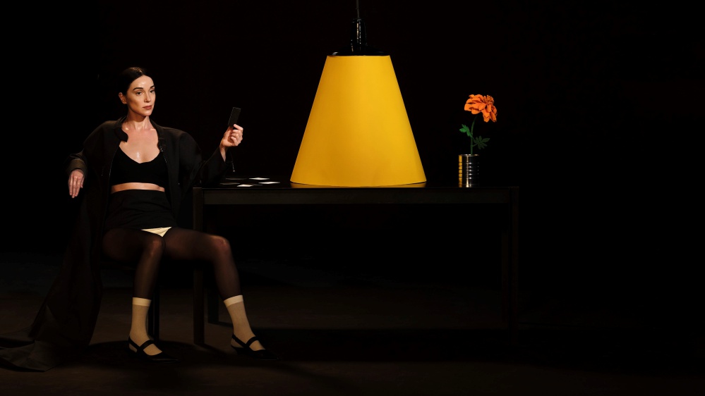 St. Vincent annuncia il nuovo album All Born Screaming