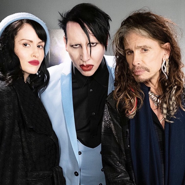Gli Hollywood Vampires raggiunti da Manson e Steven Tyler