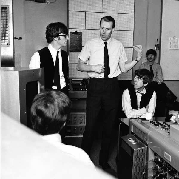 I Beatles esclusero George Martin dal "White Album"?