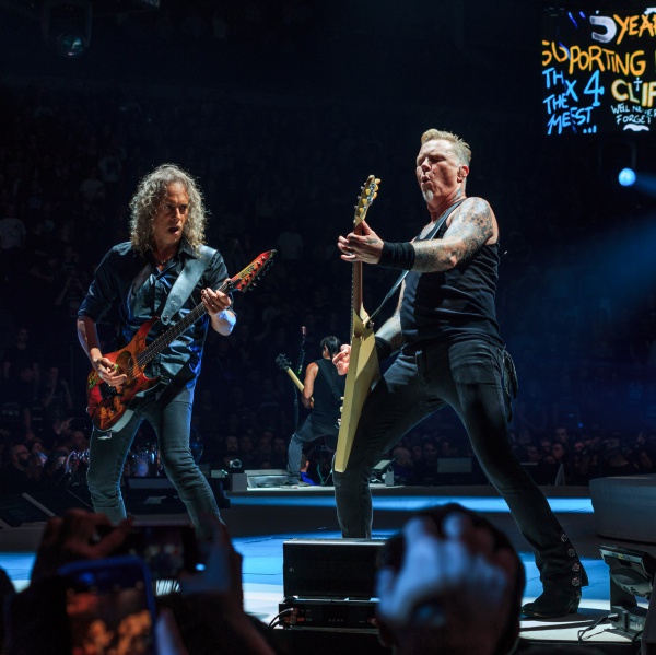 Metallica, guarda l'inno prima delle NBA Finals