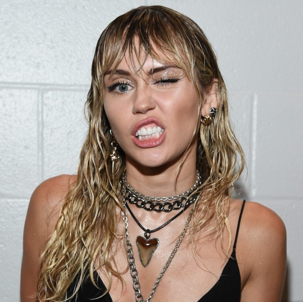 Miley Cyrus si è tatuata i Pixies