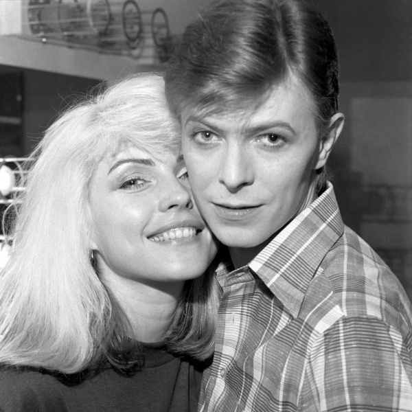 Quella volta che Bowie mostrò il pene a Debbie Harry