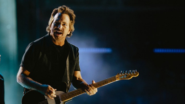 Pearl Jam, il ritorno sul palco con un nuovo membro