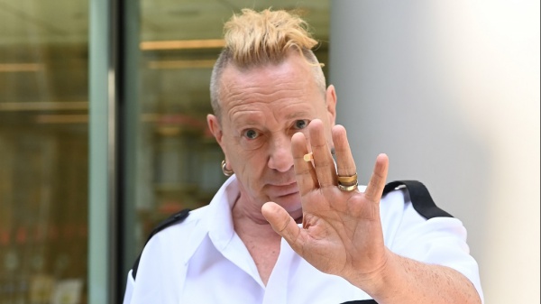 Sex Pistols, Johnny Rotten ha perso la causa contro la band