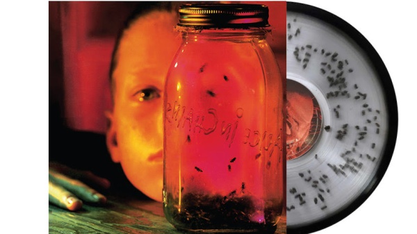 Alice In Chains hanno venduto un vinile stampato con le mosche