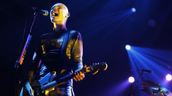 Billy Corgan: "Dal vivo non suono solo i classici"
