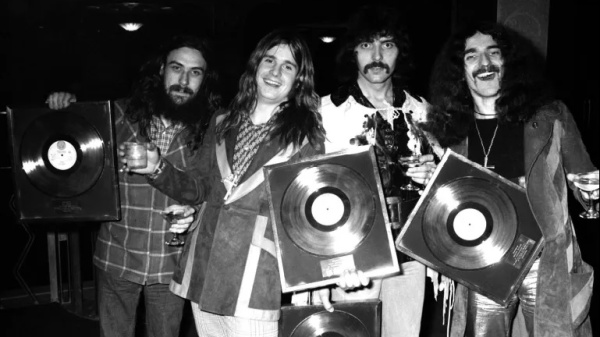 Black Sabbath, le sperimentazioni e gli eccessi di Vol 4