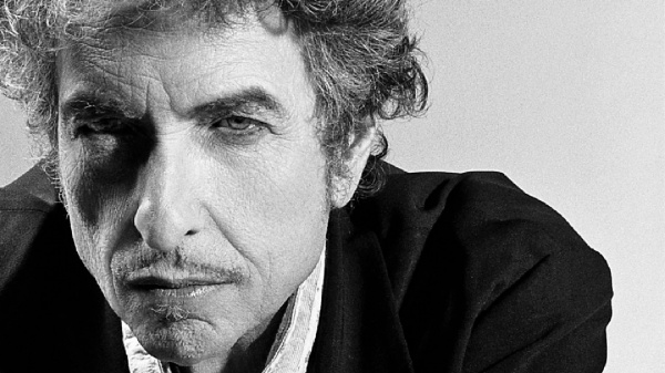 Bob Dylan primo in classifica: non era mai successo