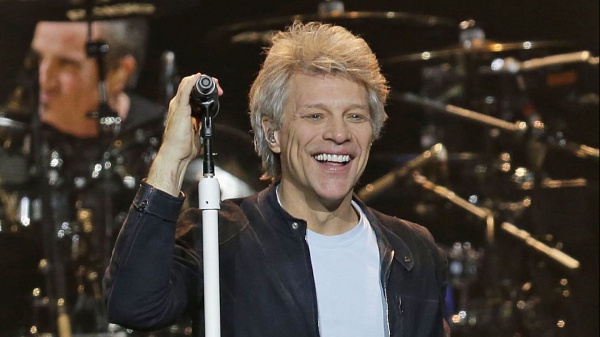 Bon Jovi cancella il tour per restituire i soldi ai fan