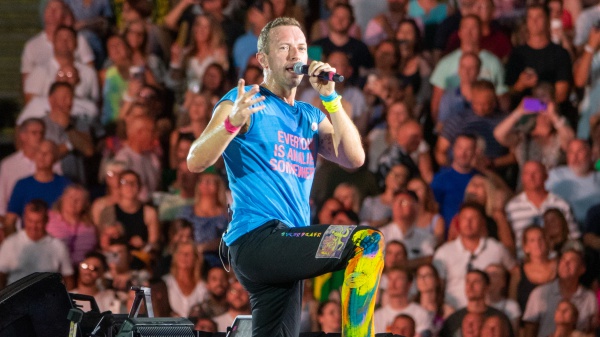 Coldplay, Chris Martin vuole fare il napoletano