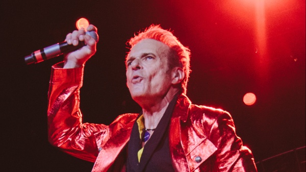 David Lee Roth, Sammy Hagar e il fantasma di Eddie Van Halen