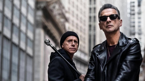Depeche Mode a Radiofreccia: "Abbiamo scelto la musica per superare la morte di Fletch"