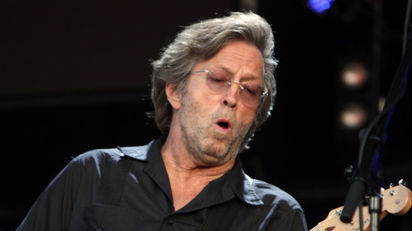 Eric Clapton e la 'reazione disastrosa' al vaccino
