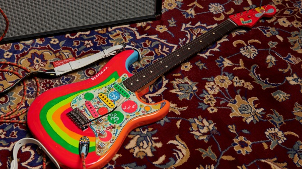 Fender annuncia la George Harrison Rocky Strat