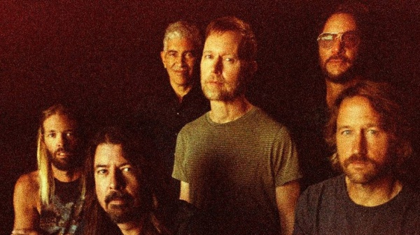 Foo Fighters, l'esordio al cinema con la commedia horror "Studio 666"