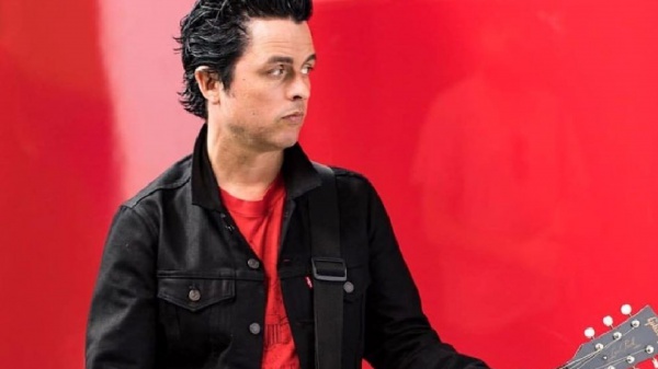 Green Day, ascolta la nuova cover di Billie Joe per i 'No Fun Mondays'