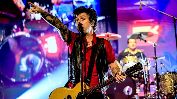 Green Day, presentato dal vivo il nuovo brano 1981