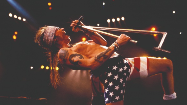 Guns N'Roses, in arrivo la nuova versione della biografia non ufficiale di Axl