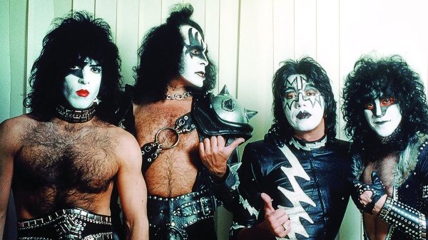 I Kiss festeggiano i 40 anni di Creatures Of  The Night con inediti e rarità