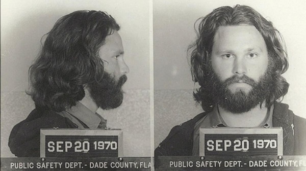 Jim Morrison e l'incidente durante lo show dei Doors a Miami nel 1969
