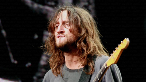 John Frusciante e i serpenti che uscivano dagli occhi