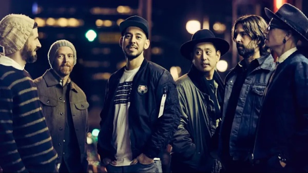 Linkin Park, ascolta l'inedito con Chester Bennington Friendly Fire