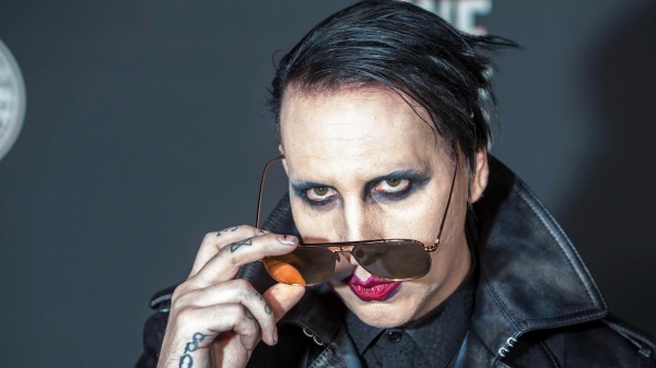 Manson, ripristinata l'accusa della sua ex assistente personale
