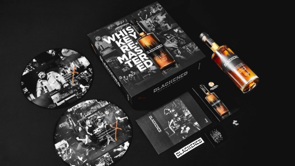 Metallica, fuori la limited edition del box set "Whiskey + Vinile"