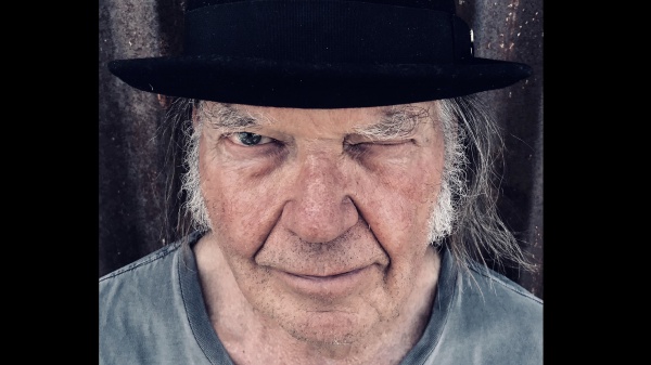 Neil Young And Crazy Horse, arriva l'album "Barn"