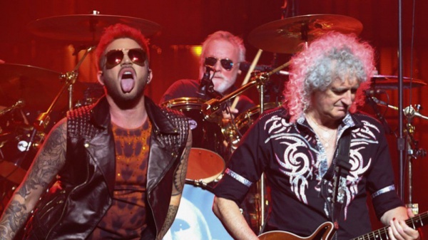 Queen + Adam Lambert con il 'cuore spezzato' per lo spostamento del tour al 2022