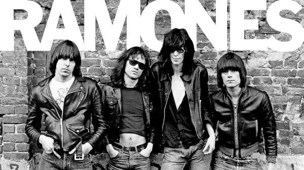 Ramones, un debutto per sovvertire la musica rock