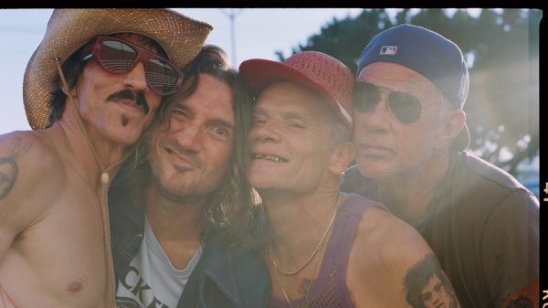 Red Hot Chili Peppers, ad ottobre il doppio album Return Of The Dream Canteen