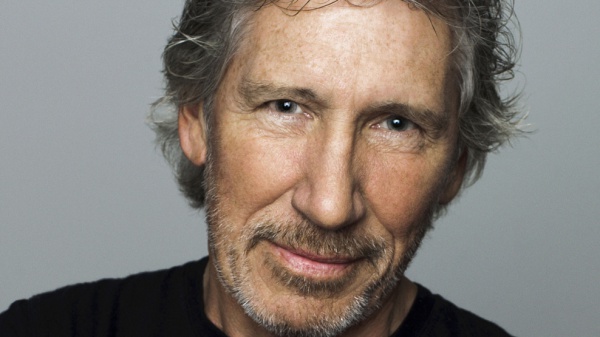 Roger Waters sul suo The Dark Side Of The Moon: "Idea folle ma giusto tributo"