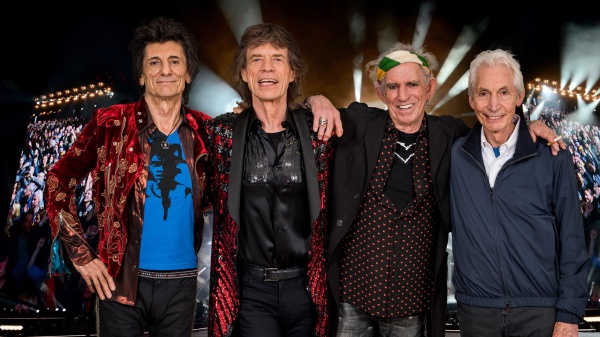 Rolling Stones, a sorpresa un nuovo brano. Ascolta  'Living In A Ghost Town'