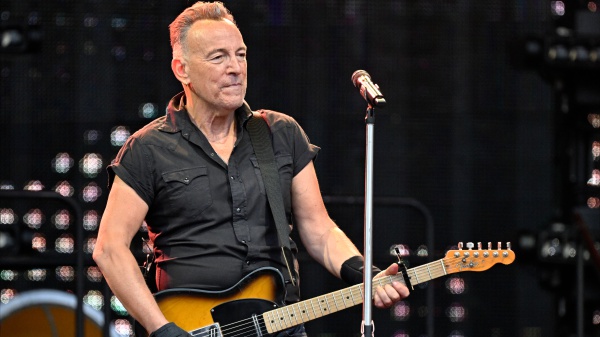 Scontro Springsteen - Trump: Eddie Vedder supporta 'in musica' il Boss